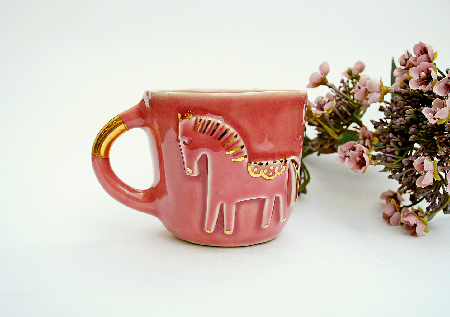 Kubek ceramiczny z koniem - ręcznie robiony Ceramika