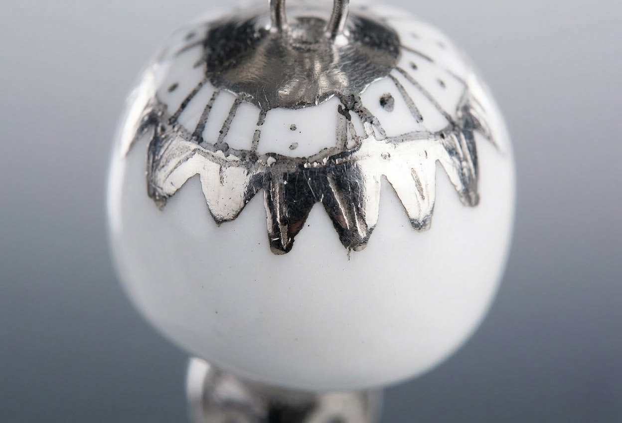 Kolczyki Granat z porcelany z autorskim malowaniem Kolczyki