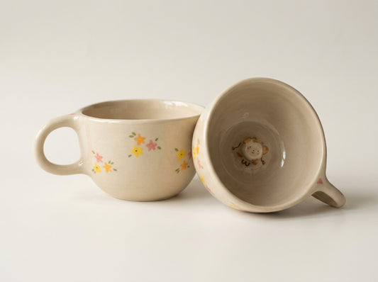 Kubek ceramiczny z pieskiem na dnie 1 Kubki