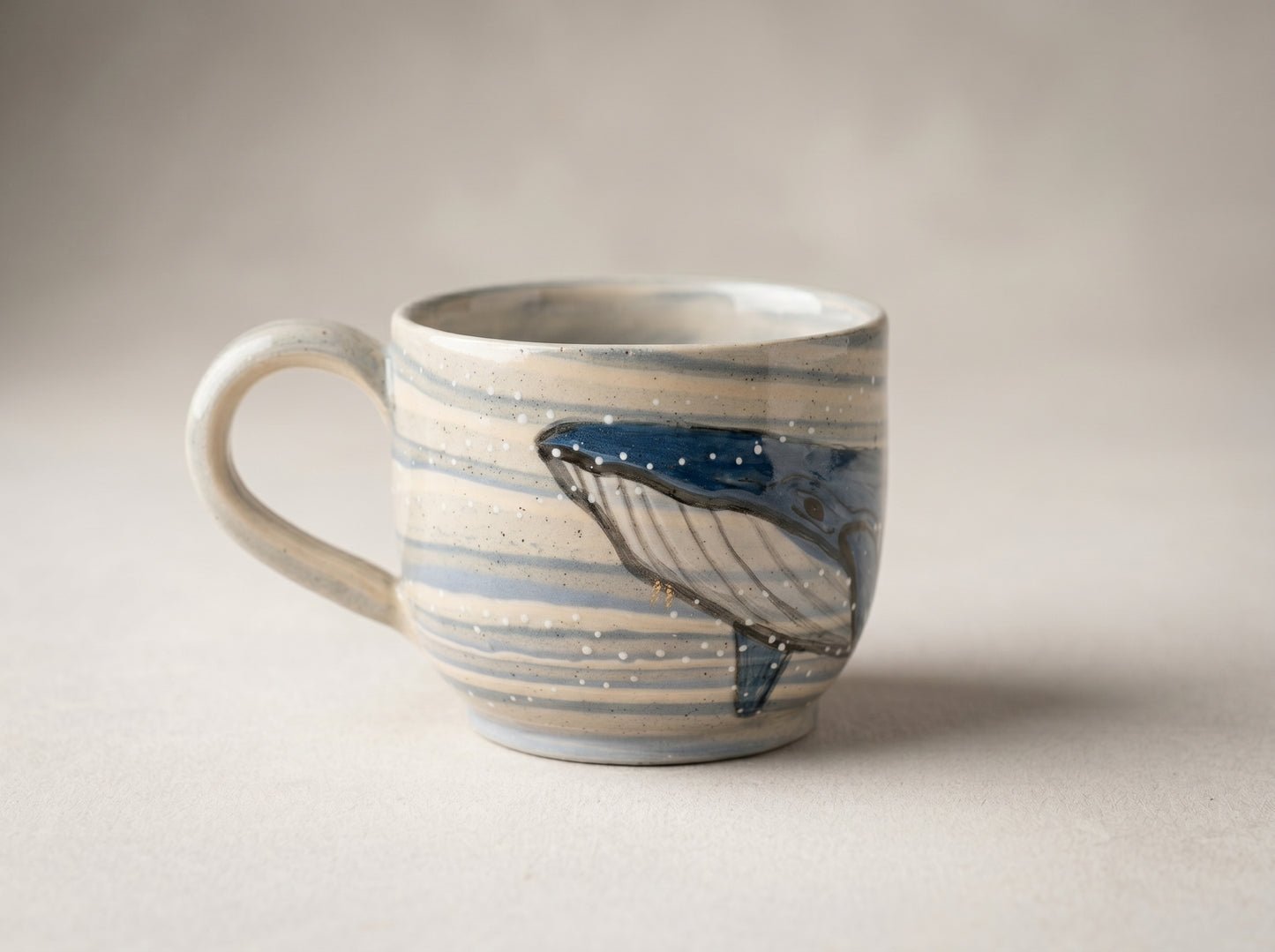 Kubek ceramiczny Wieloryby – ręcznie robiony (mały) Ceramika