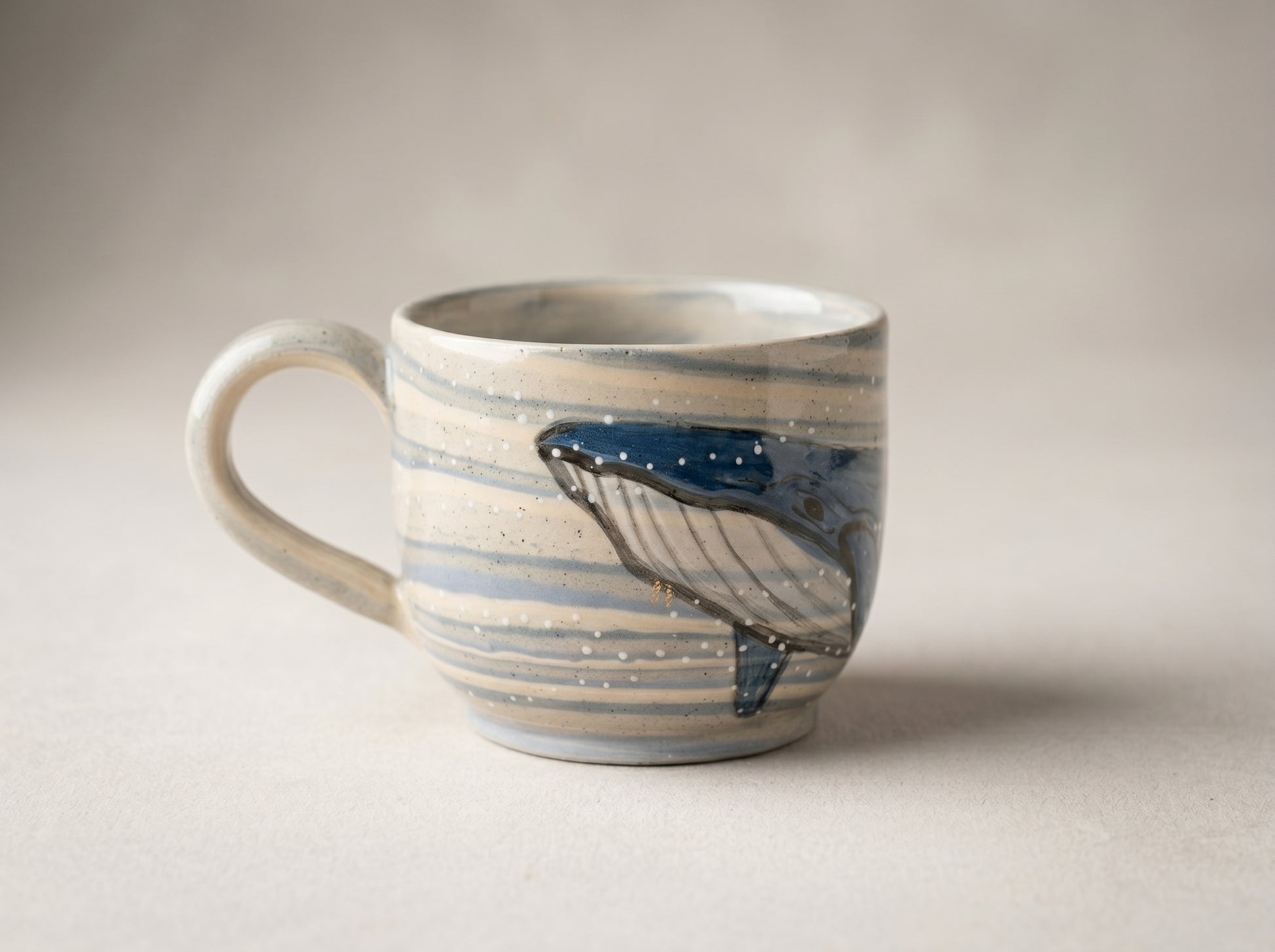 Kubek ceramiczny Wieloryby – ręcznie robiony (mały) Ceramika