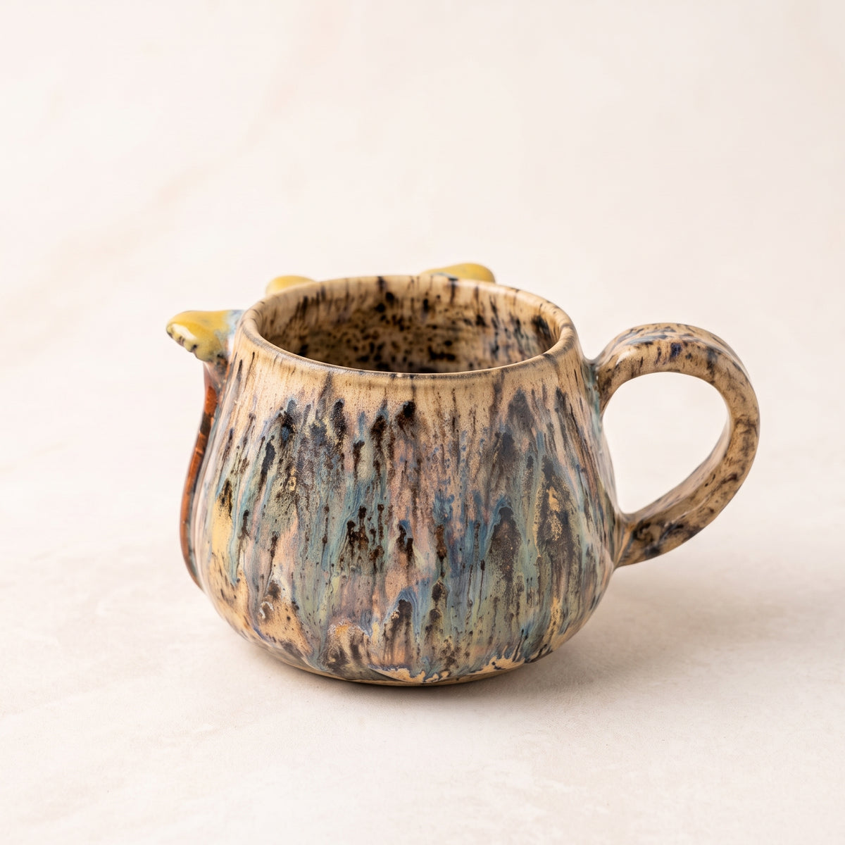 Ceramic Mug Mushroom Picking with Heart – Cream
