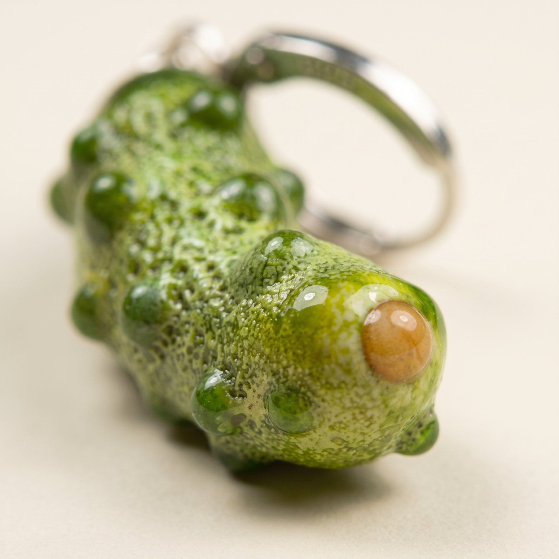 Kolczyki szklane Ogórek – autorski lampwork Kolczyki