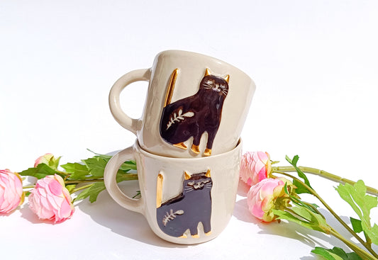 Kubek ceramiczny z kotkiem - ręcznie robiony
