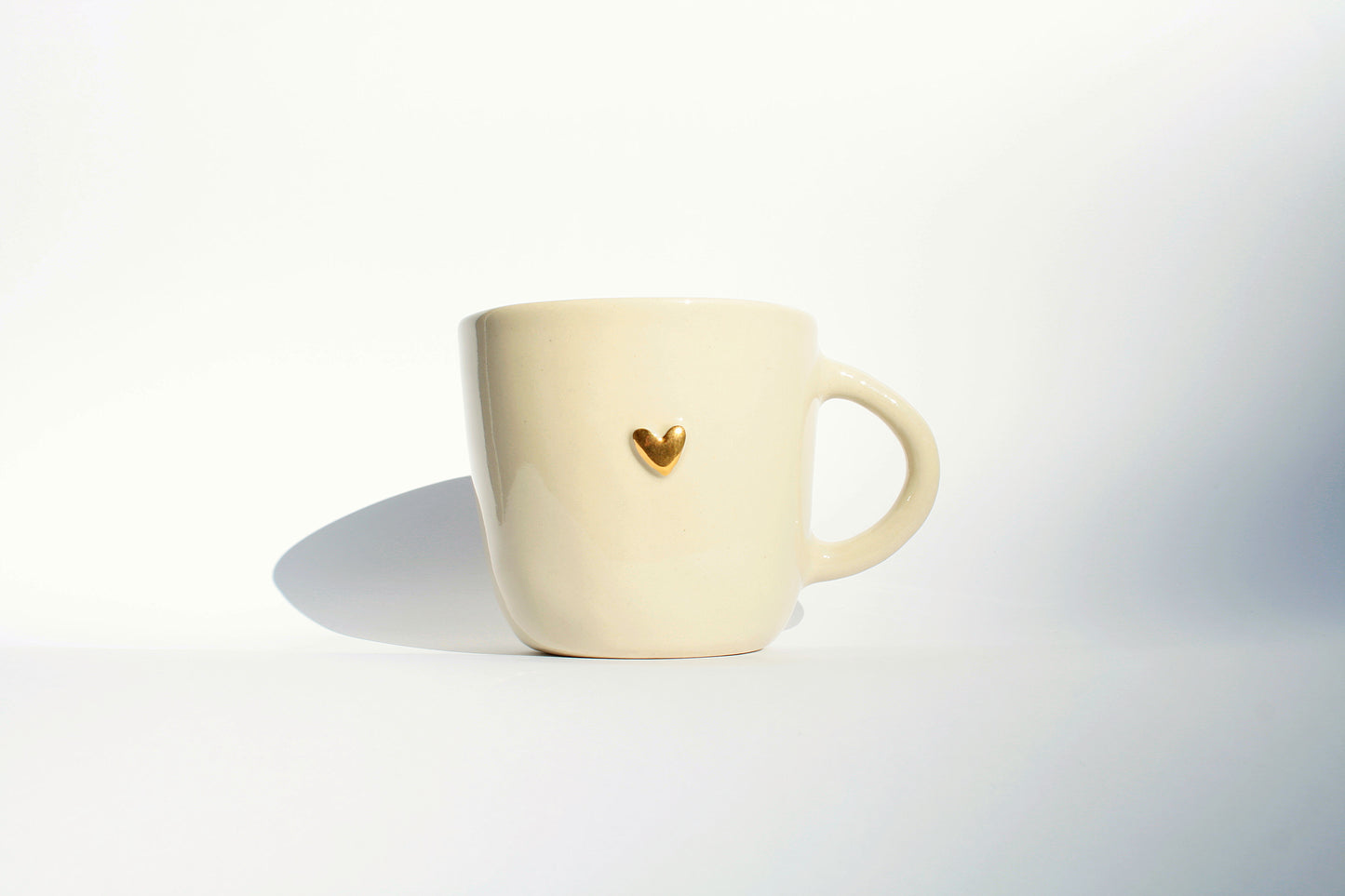 Kubek ceramiczny z syrenką warszawską - ręcznie robiony