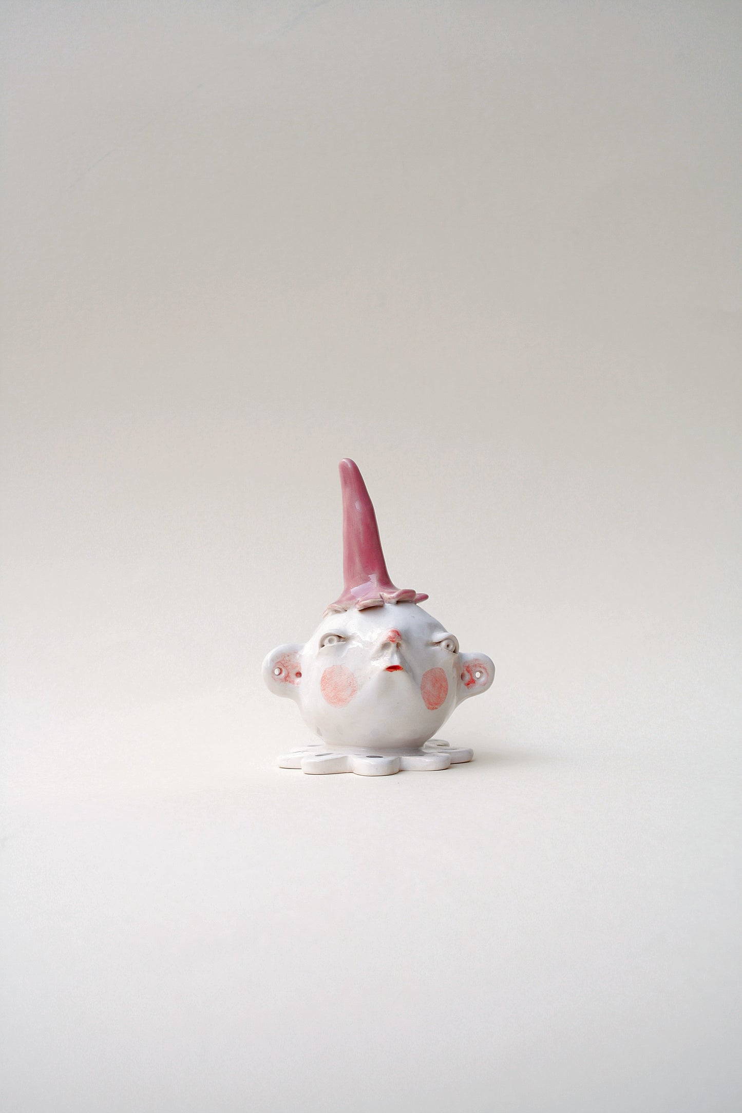 Stojak na pierścionki ceramiczny ręcznie wykonany Krasnal Ceramika