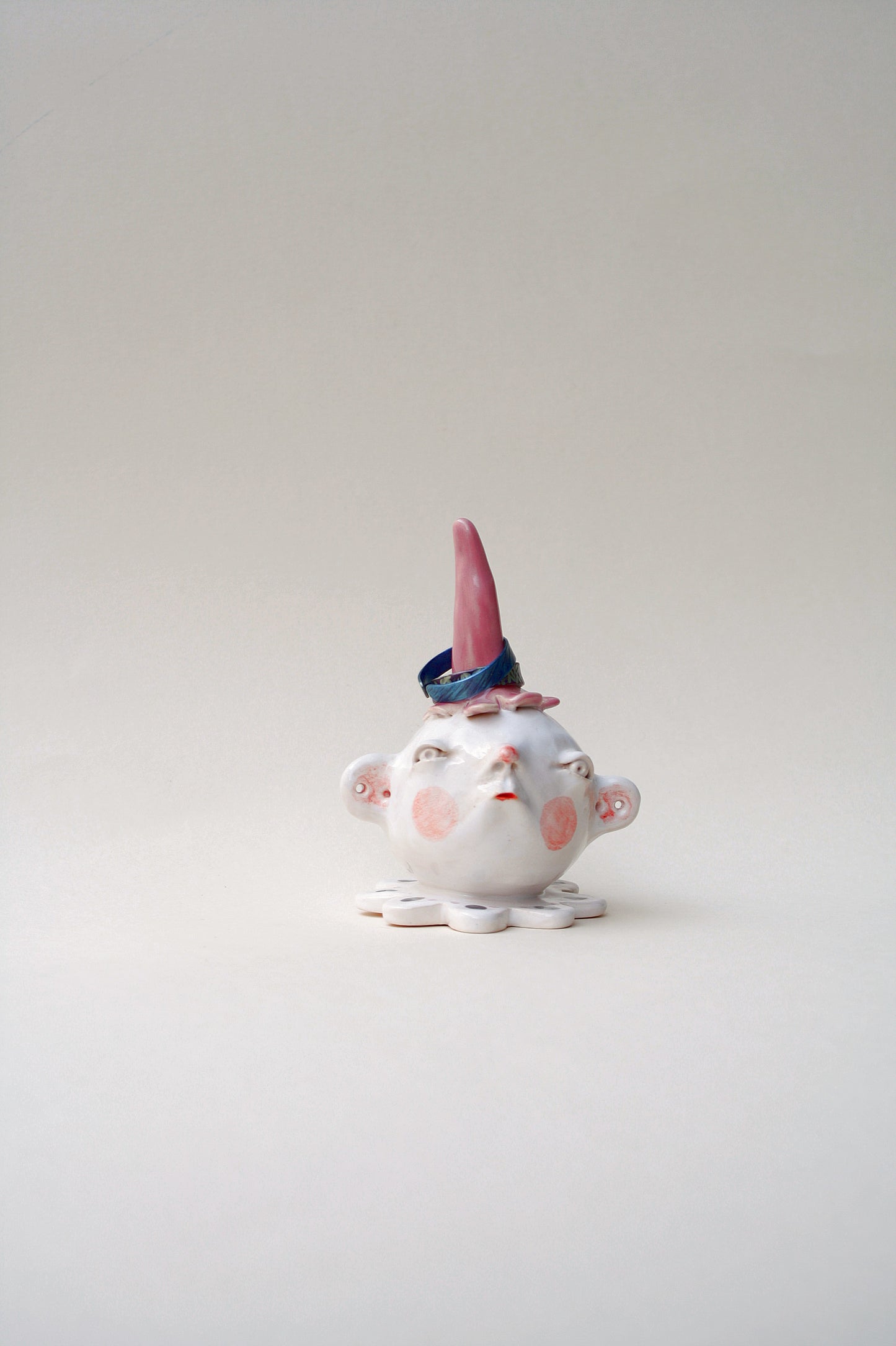 Stojak na pierścionki ceramiczny ręcznie wykonany Krasnal Ceramika