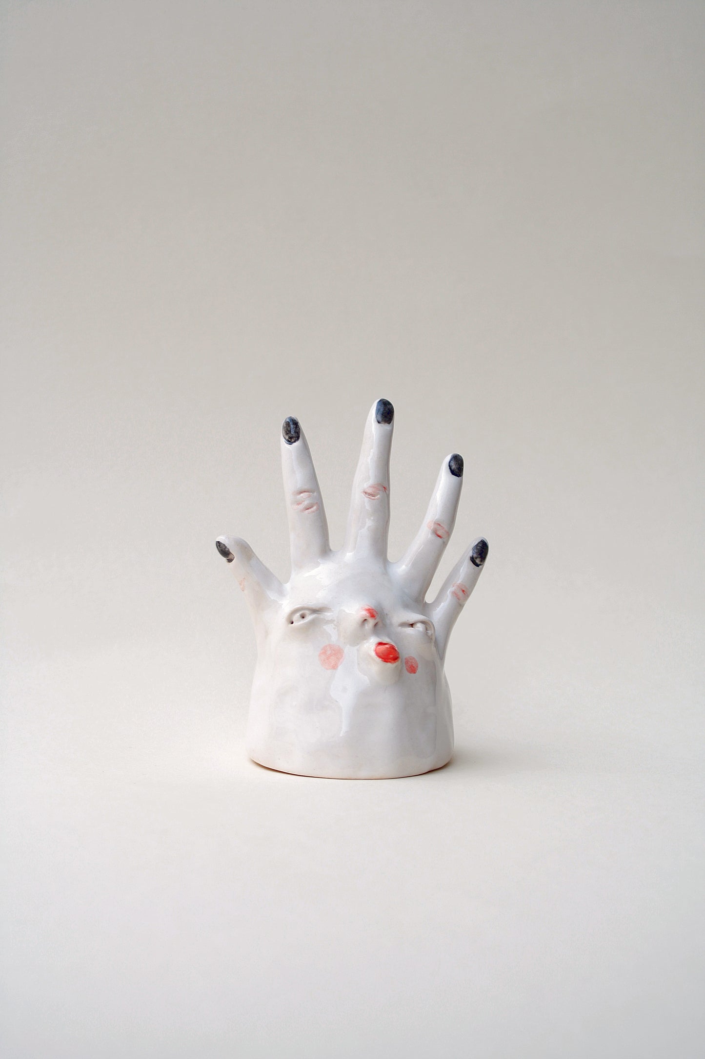 Stojak na pierścionki ceramiczny ręcznie wykonany Ręka Ceramika