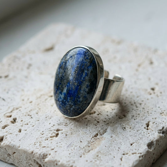 Pierścionek z lapis lazuli, kaboszon owalny, neusilber Pierścionki