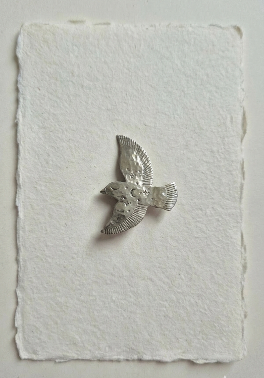 Broszka Jaskółka z melchioru