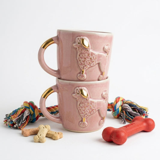 Kubek ceramiczny różowy z pudlem - ręcznie robiony