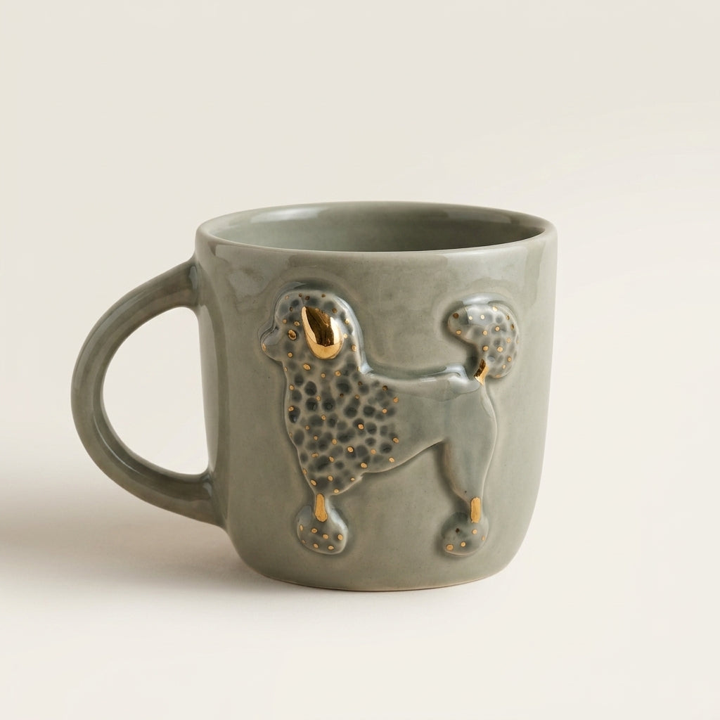 Kubek ceramiczny z pudlem - ręcznie robiony