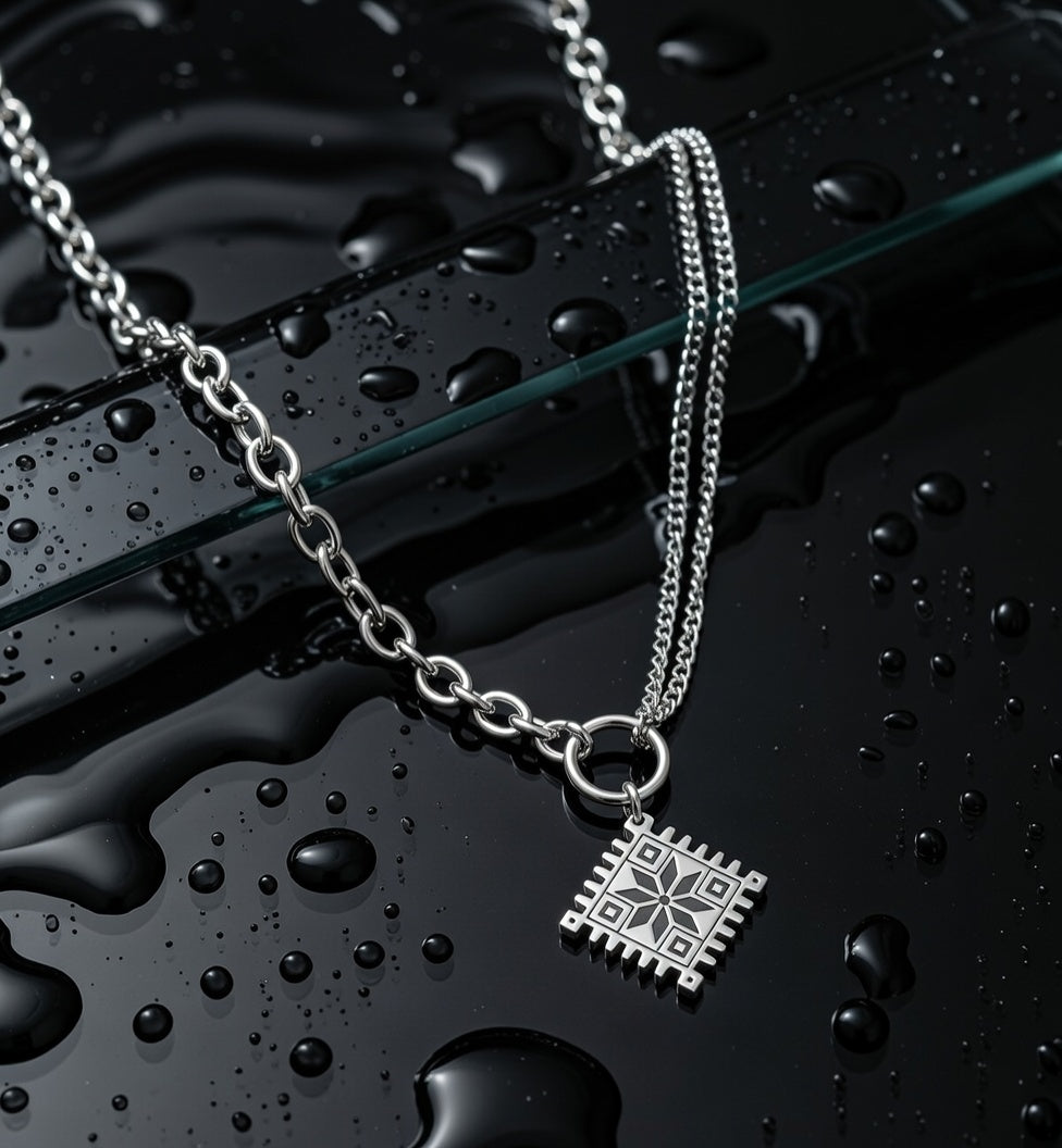 Naszyjnik Zorka z białoruskim ornamentem ze stali nierdzewnej Necklaces