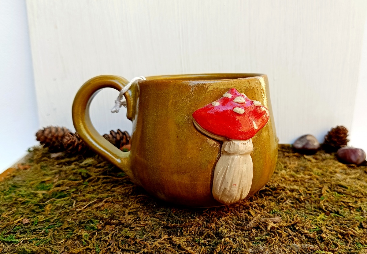 Kubek ceramiczny z muchomorem