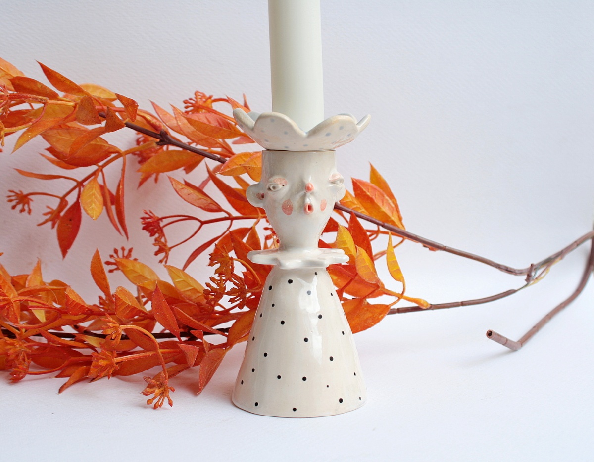 Świecznik ceramiczny z kołnierzykiem