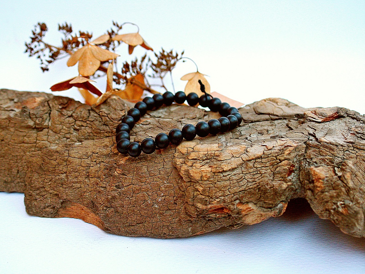 Bransoletka z onyksu – moc i styl