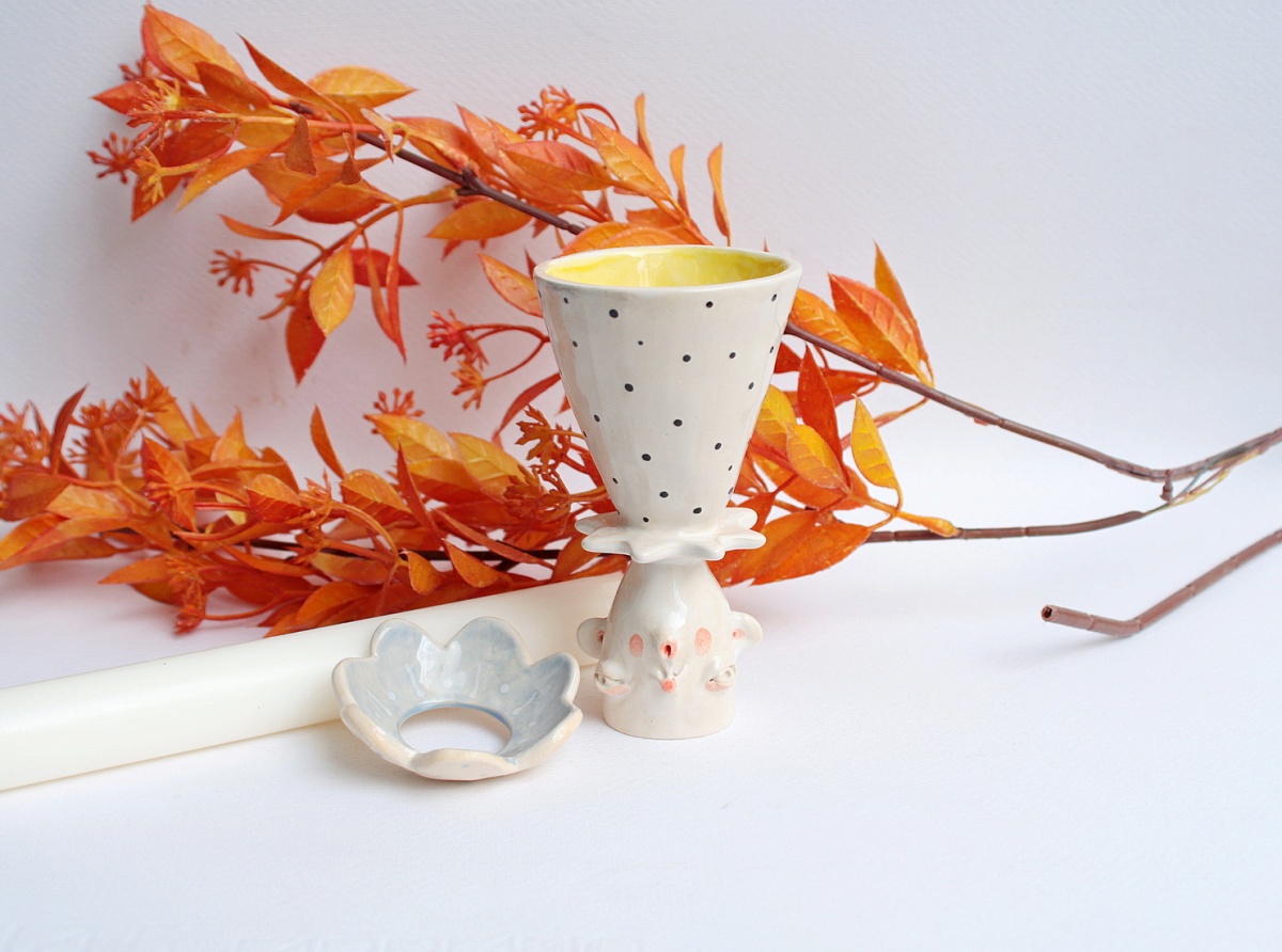 Świecznik ceramiczny z kołnierzykiem