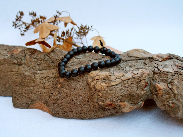 Bransoletka z onyksu – moc i styl