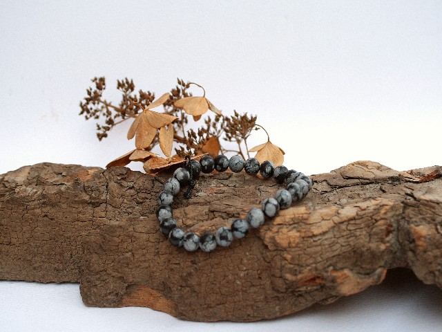 Bransoletka z obsydianem 