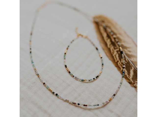 Choker z kolorowymi kamieniami – Lucia